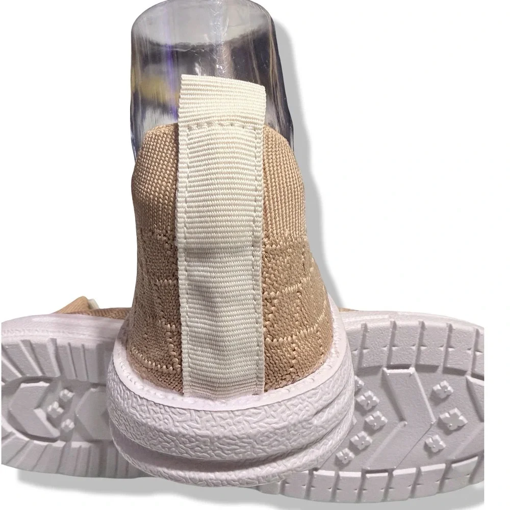 Unbranded Tan Mesh Knit Slip On Sneakers Lightweight Walking Shoes US 10